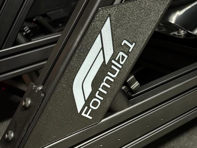 Simrig Klemm-Schild Cover Formula  Alu 8040 45grad