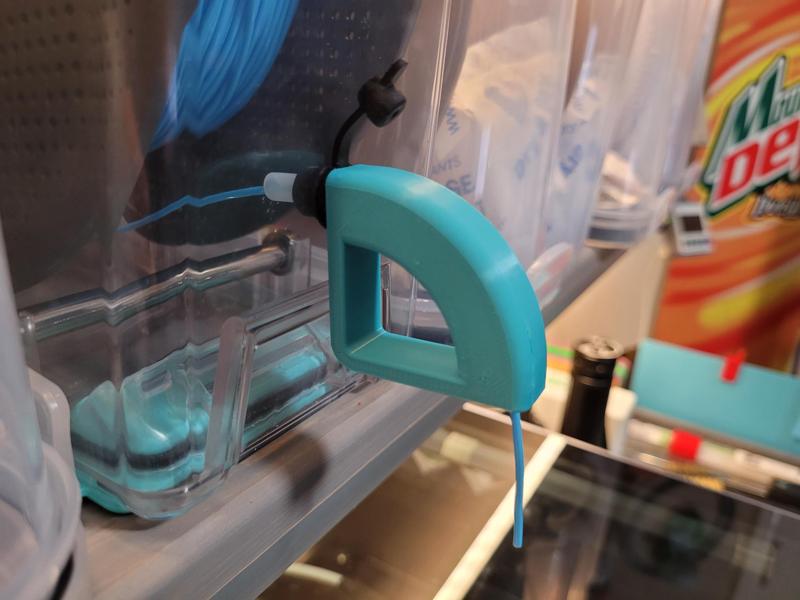 PolySchnoz - A PolyDryer Low-Friction TPU Adapter