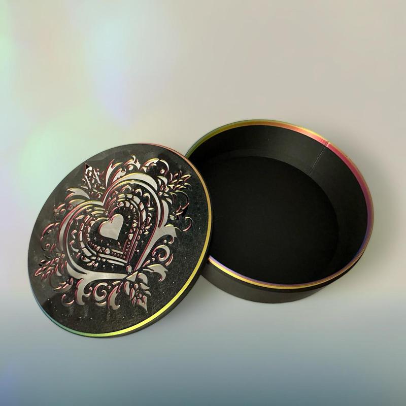 Royal Heart Container with Cutout - Loose fitting lid