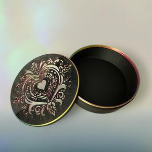 Royal Heart Container with Cutout - Loose fitting lid