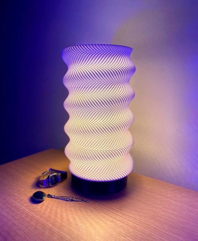 Springy Lampshade - Adaptive E27 Pendant Lamp & Table Lamp by Lunfardo