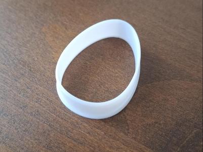 Egg cookie cutter