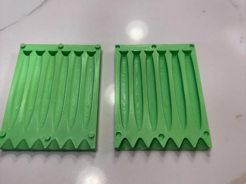 generic soft bait mold with point up tail