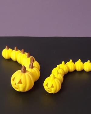 Jack-O-Lantern Worm - JackoWorm