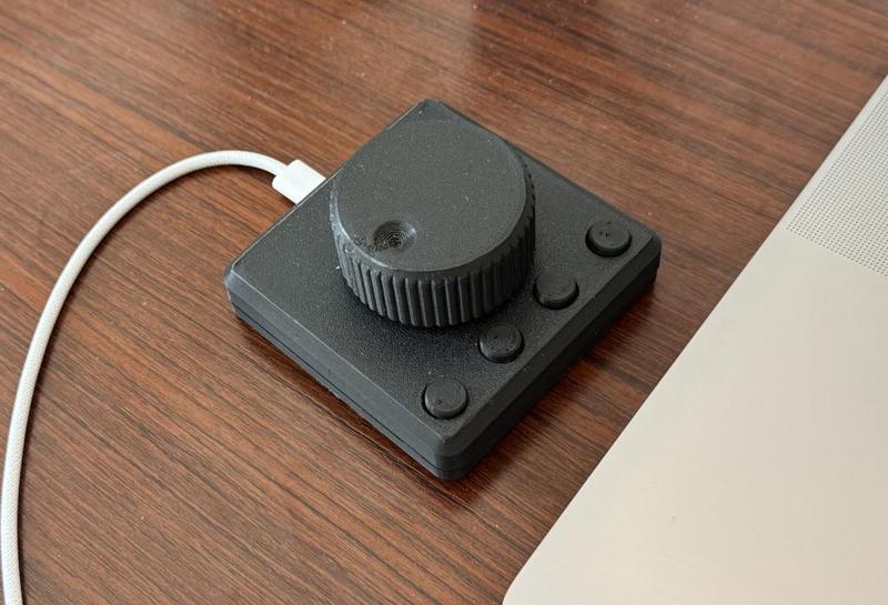 Creative Dial for Video/Photo Editing (4 Programmable Buttons and Rotary Encoder)