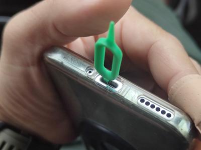 Pocket Cleaning Tool USB-C, B, lightning