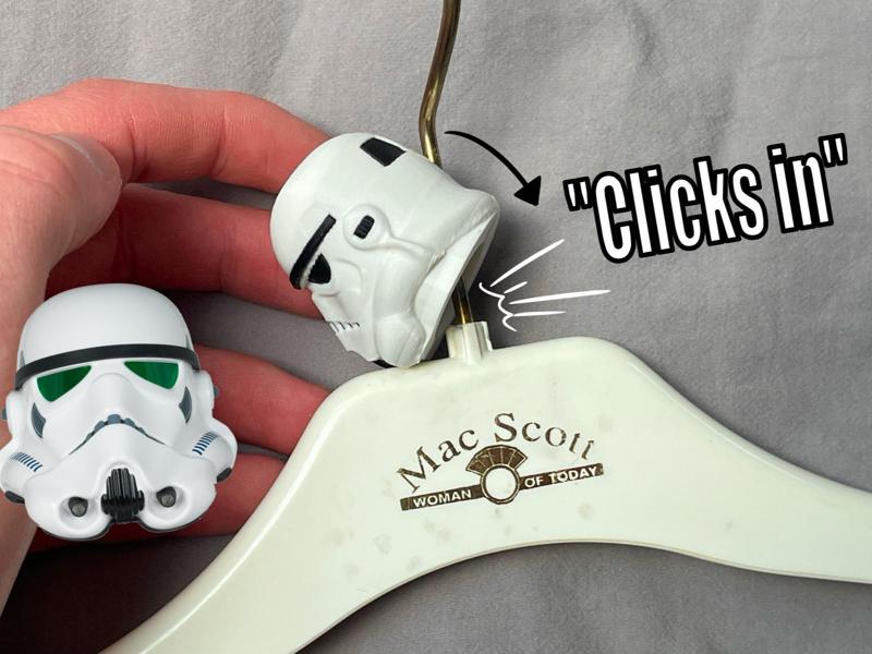 Hanger- Stormtrooper- Star Wars