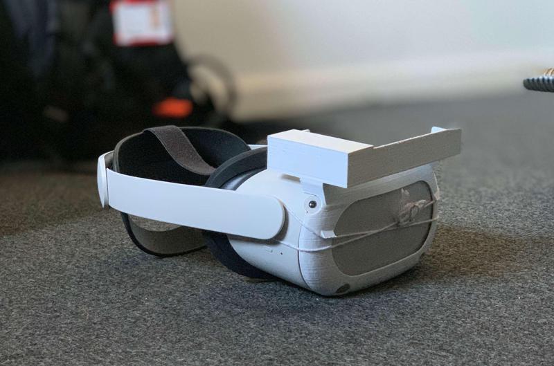 Oculus Quest V2 battery holder