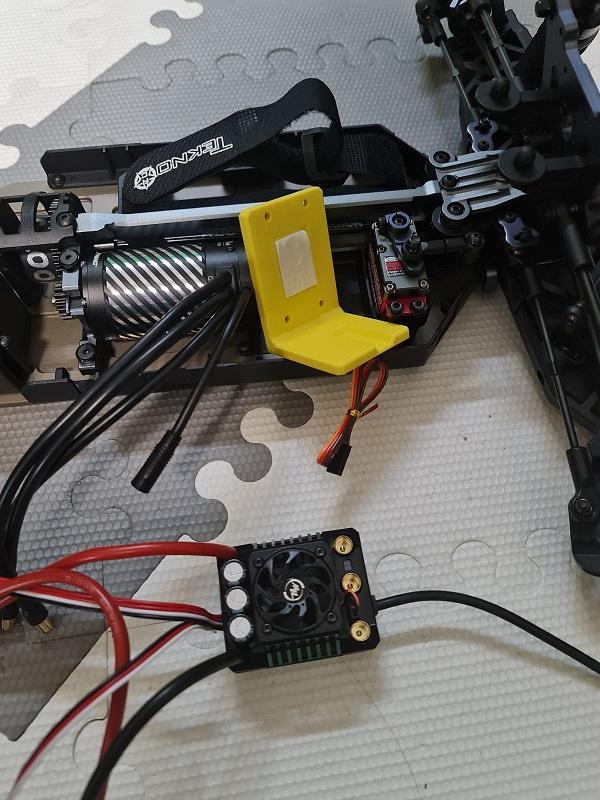 Hobbywing MAX8 G2 Vertical Mount
