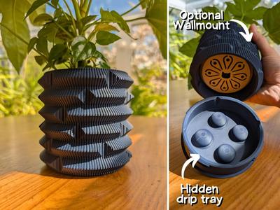 Wall Planter with horizontal rooftop pattern