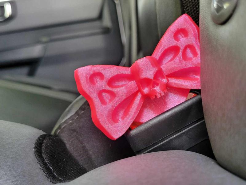 Nerdy - Skull & Bones - Seat belt Clip - UNIVERSAL