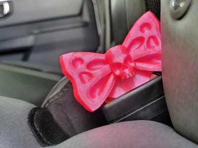 Nerdy - Skull & Bones - Seat belt Clip - UNIVERSAL