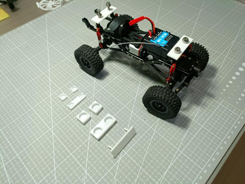 SCX24 body shell magnetic posts