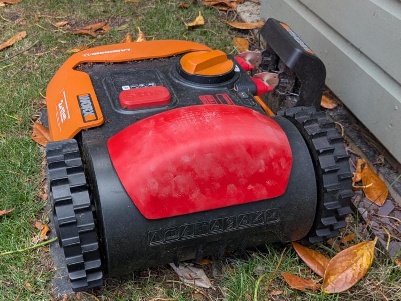 WORX Landroid WR141E Weight Box for added Traction