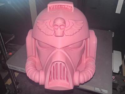 w40k helmet