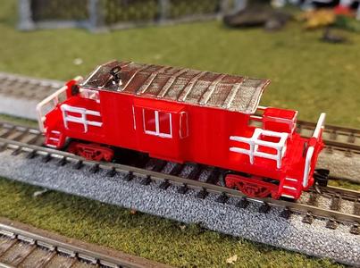 N Scale Bay Window Transfer Caboose