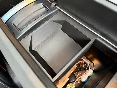 Mercedes EQS tray