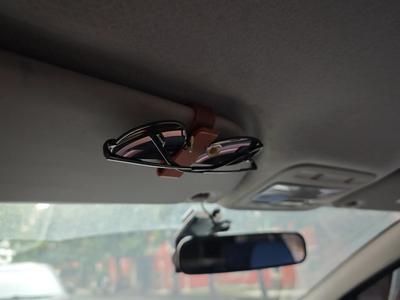 Sun Visor Clip (Eyeglass Holder)
