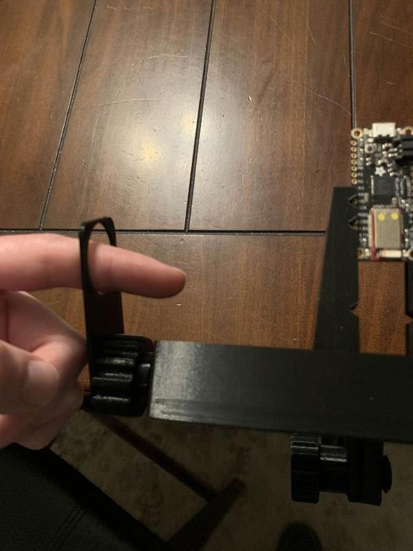 PCB Vise v4 Part5 Thumb Knob Remix