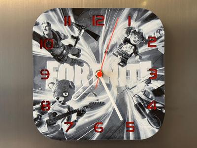 wall / desk clock Fortnite