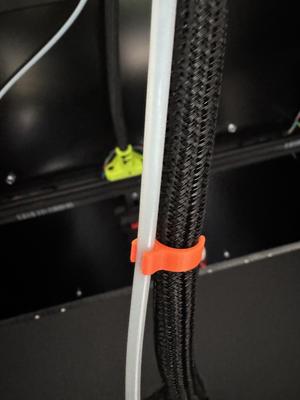 Clip for RatRig V-Core 4 braided sleeve and PTFE tube