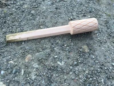Cleaning tool gardening tools scraper