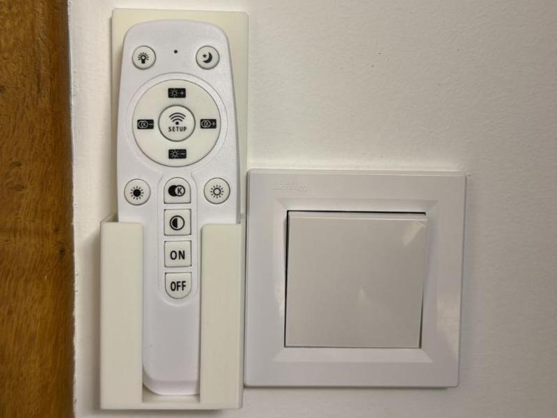 Remote control holder for wall (Lux-L)