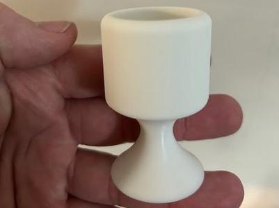 egg cup holder