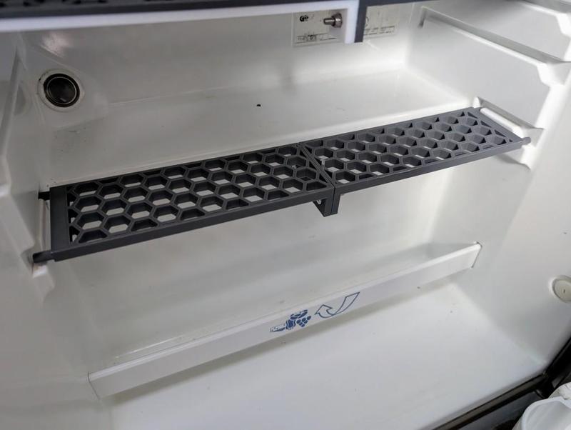 Dometic fridge rack big 392x65 caravan