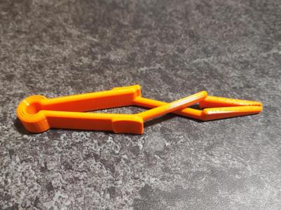 Cross Tweezer