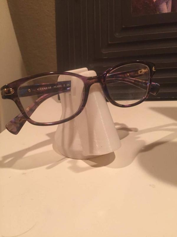 Nose Glasses Holder