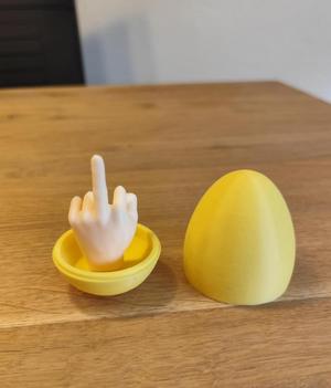 Mittelfinger- Scherz- Ei
