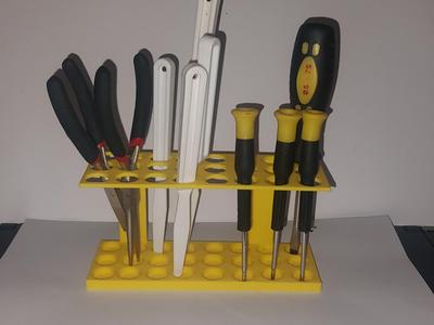 Tool, pen or paint brush holder organizer
