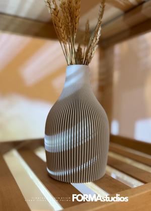 Arcadia Vase - FORMAstudios