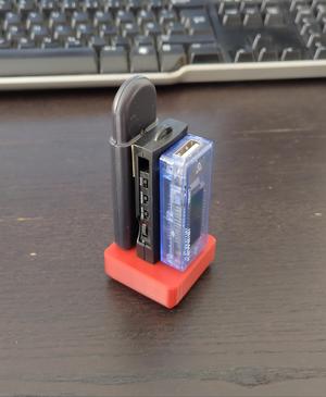 Gridfinity 1x1 USB Device Holder for 3 Chunky Devices