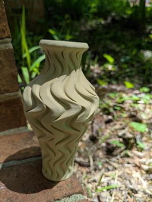 Wiggly Wave Vase