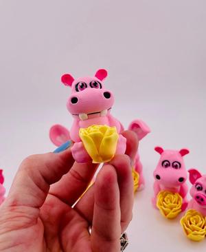 Mother's Day Roseables Hippo