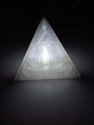 D4 lamp - 4 sided dice lamp