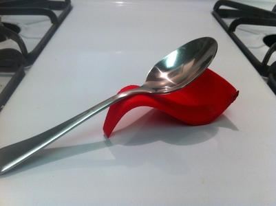Sine Wave Spoon Holder