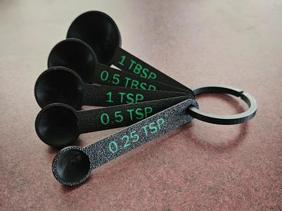 Measuring Spoons: 1/4 tsp to 1 tbsp
