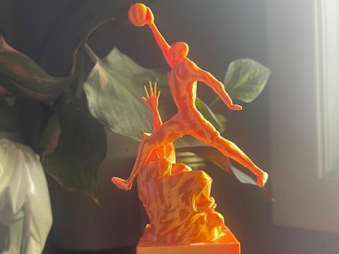 Michael Jordan Statue 