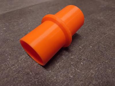Vacuum attachment adapter