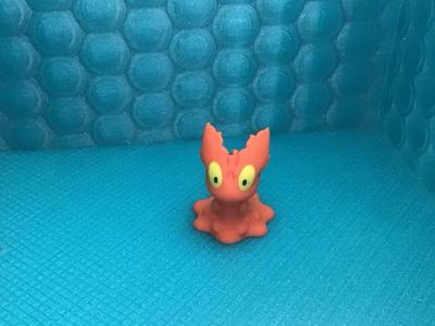 Slugma Pokemon  - Figure + Keychain