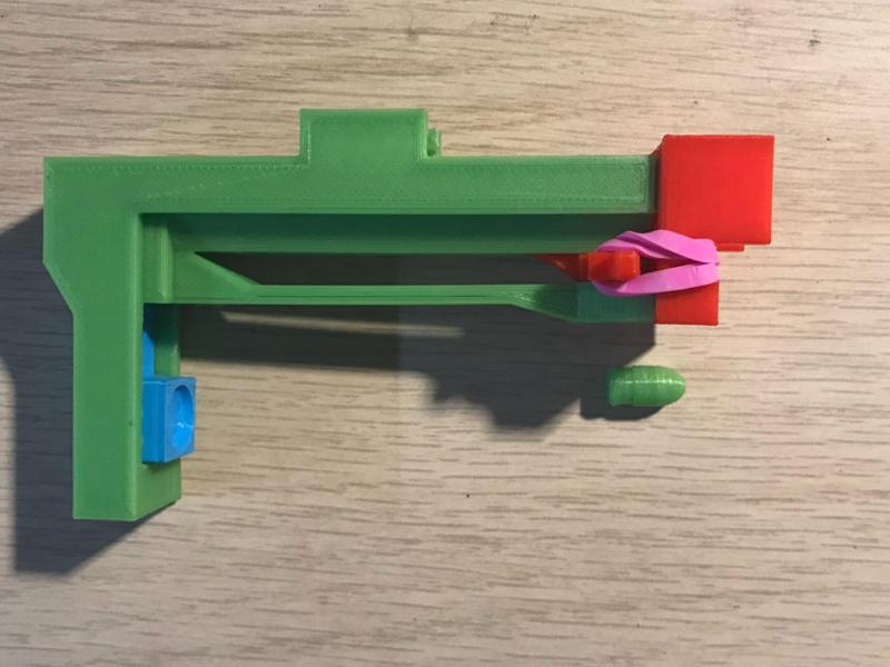 Fidget gun v1 (shoots)