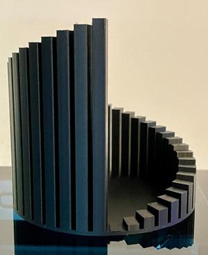 Holder wine table