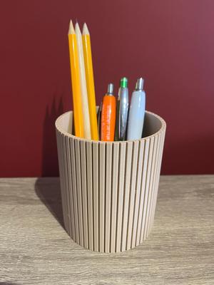Slats Pen Holder
