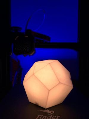 Customisable Geometric RGB Lamp