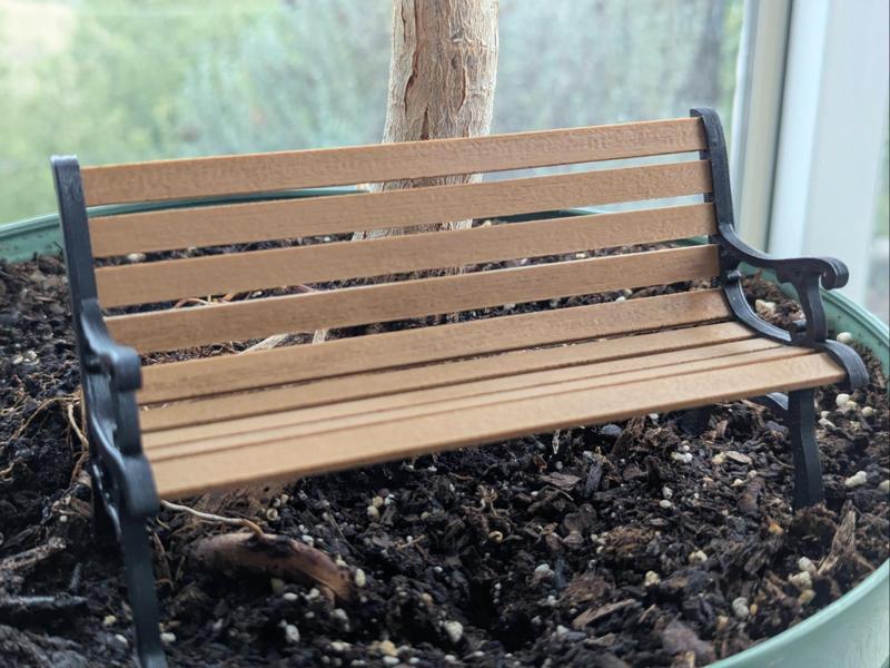 1/10 Scale Park Bench with Wood Texture