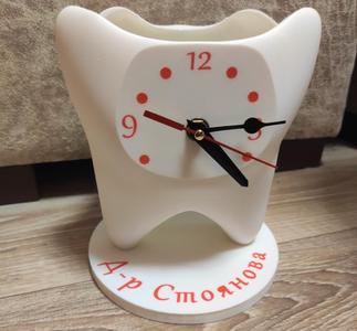 Tooth clock dental pen holder