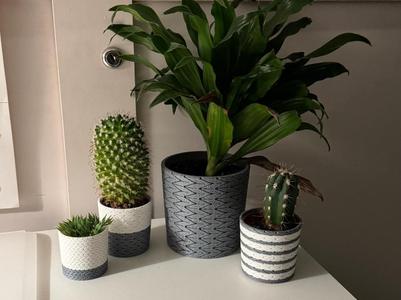 Chevron planter/flower pot